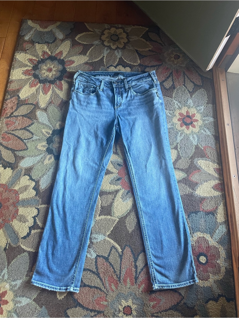 Silver Jeans Co. SUKI Straight W33/L29